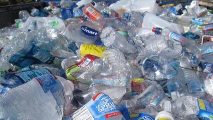 有了它，塑料 24 小時(shí)就能降解 塑料制品環(huán)保新希望